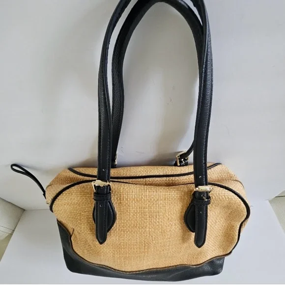ISAAC MIZRAHI - Beautiful Straw And Leathet bag. - Picture 6 of 15